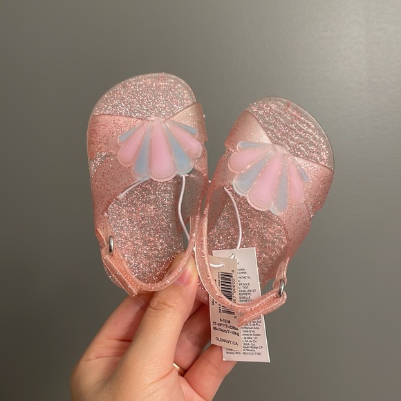 NWT Baby Girl Glitter Jelly Shoe Bundle, Pink Seashell & Multi Star - Picture 4 of 15